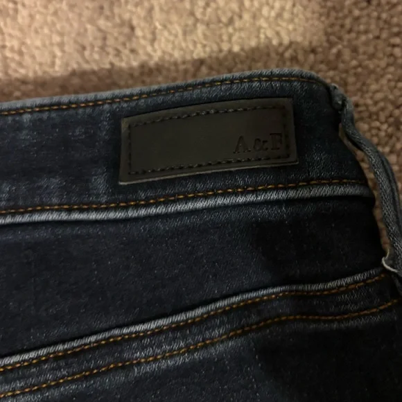A&F Simone High Rise Jean Legging 27/4 - Picture 2 of 5